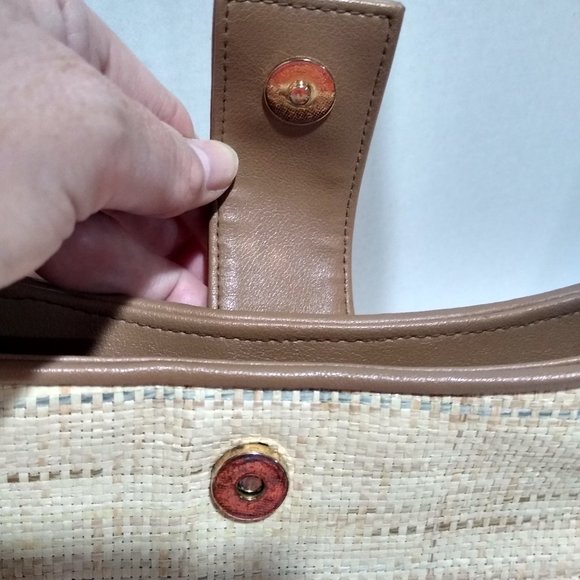 Etienne Aigner Tan Shoulder Bag - Picture 7 of 11